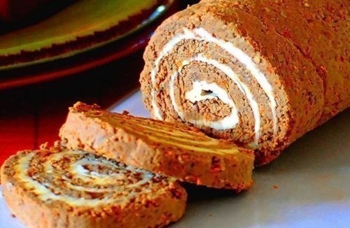 Печёночный рулет с сырной начинкой Печёночный рулет с сырной начинкой