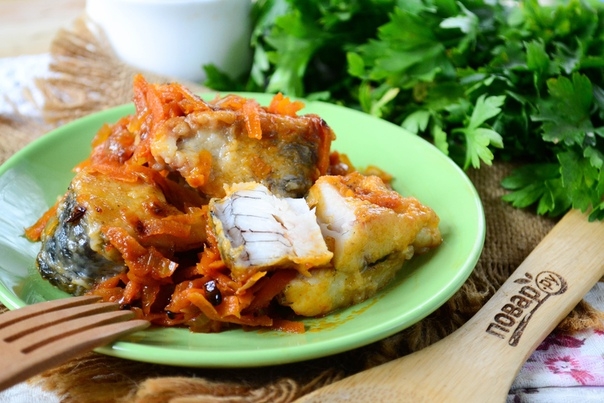 Щука под маринадом из моркови и лука Щука под маринадом из моркови и лука