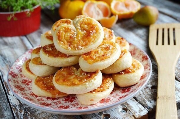 Слоеные "Ушки" на закуску