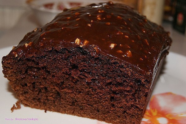 Шоколадный кекс, вкус которого сводит с ума! Готовить его очень быстро, ингредиенты найдутся у каждо Шоколадный кекс, вкус которого сводит с ума! Готовить его очень быстро, ингредиенты найдутся у каждо