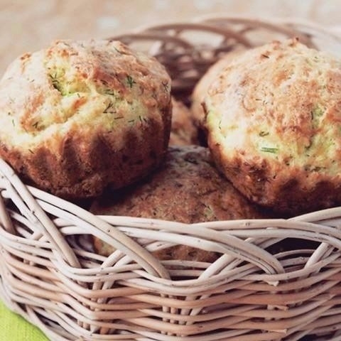 Маффины с кабачками: питательный перекус!