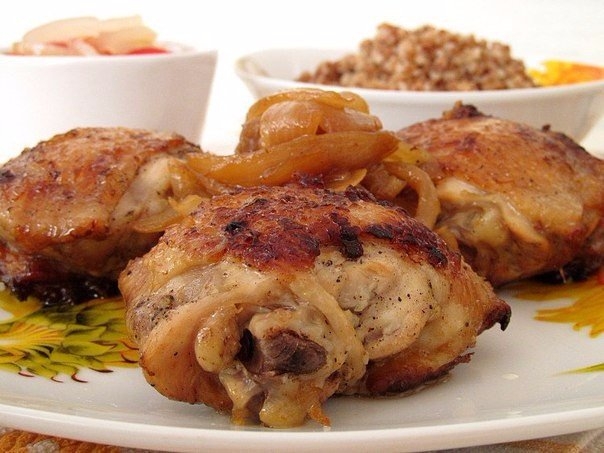 Куриные бедра, жареные со вкусом шашлыка Куриные бедра, жареные со вкусом шашлыка