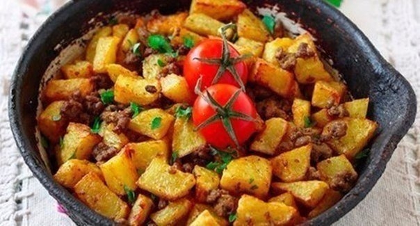 Жареный картофель с фаршем Жареный картофель с фаршем