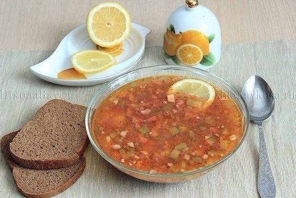 Очень вкусная соляночка с колбасой. Мужики оценят! Очень вкусная соляночка с колбасой. Мужики оценят!