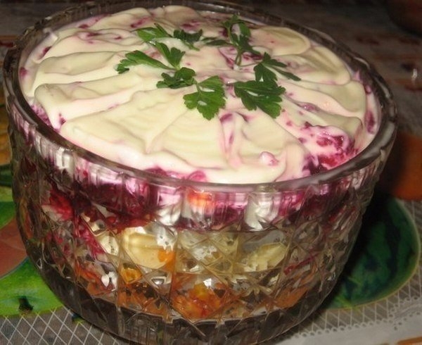 Салат "Лакомка" Салат "Лакомка"