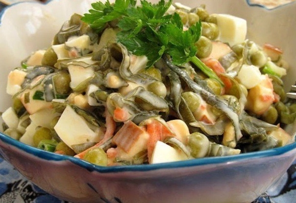 Салат с морской капустой (очень вкусный!) Салат с морской капустой (очень вкусный!)