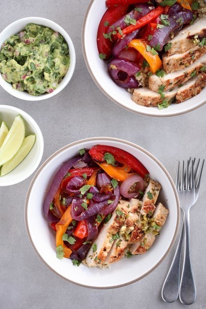 Потрясающе красивый и вкусный куриный фахитас, высокобелковое блюдо для худеющих: