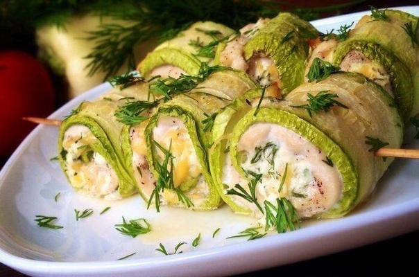 Кабачковые рулеты с курицей и творогом Кабачковые рулеты с курицей и творогом