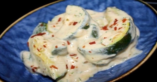 Кабачки со сметаной Кабачки со сметаной