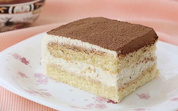 Простой и вкусный бисквитный торт «Парсла» Простой и вкусный бисквитный торт «Парсла»