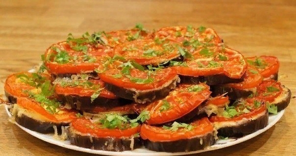 БАКЛАЖАНЫ В ДУХОВКЕ С СЫРОМ И ПОМИДОРАМИ БАКЛАЖАНЫ В ДУХОВКЕ С СЫРОМ И ПОМИДОРАМИ