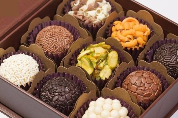 Конфеты "Brigadeiro" Конфеты "Brigadeiro"