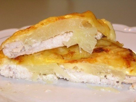 КУРИНАЯ ГРУДКА С АНАНАСАМИ.