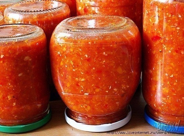 Аджика острая из кабачков. Аджика острая из кабачков.