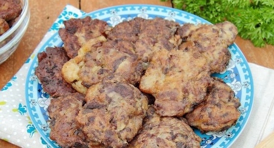 Куриная печень в сметанно-чесночном кляре Куриная печень в сметанно-чесночном кляре