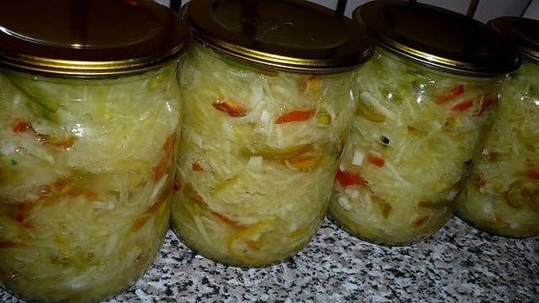 Салат из кабачков. Салат из кабачков.