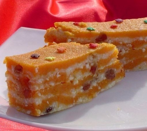Тыква запеченная с творогом и изюмом