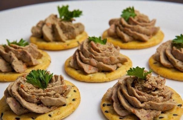 Паштет из куриной печени. Паштет из куриной печени.