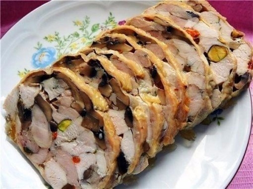 Куриный рулет «праздничный»