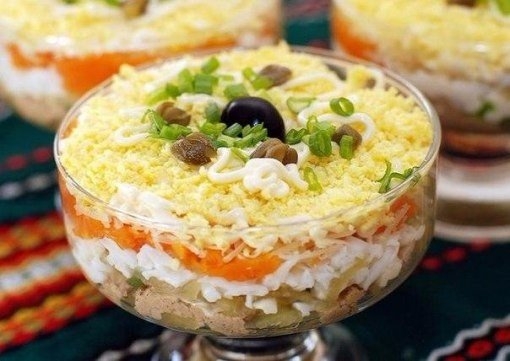 Салат слоёный «печёнкин»