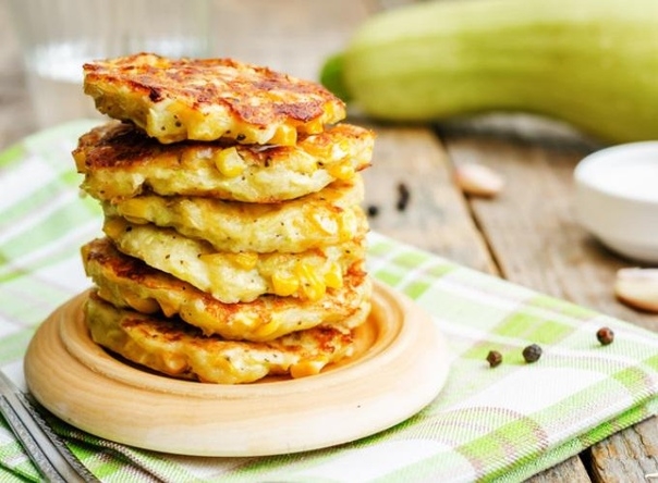 Как приготовить вкусные драники из кабачков Как приготовить вкусные драники из кабачков