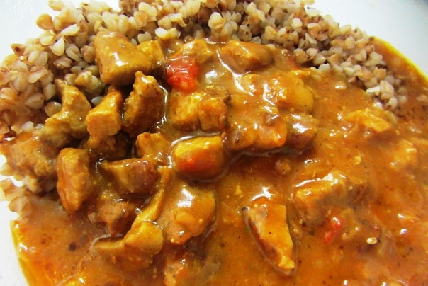 Мясной гуляш по‑домашнему