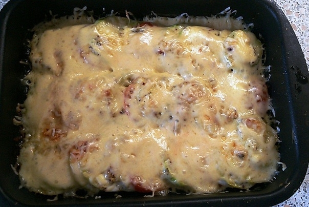 Кабачок с помидорами и сыром Кабачок с помидорами и сыром