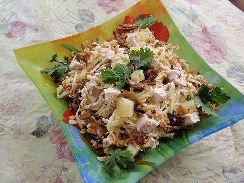 САЛАТ «СЫТЫЙ КУМ» на праздничный стол ! Очень вкусный, сытный и САЛАТ «СЫТЫЙ КУМ» на праздничный стол ! Очень вкусный, сытный и
