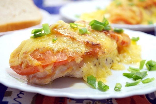 Куриное филе с помидорами и сыром «София» Куриное филе с помидорами и сыром «София»