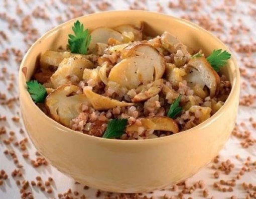 Гречка с грибами и луком