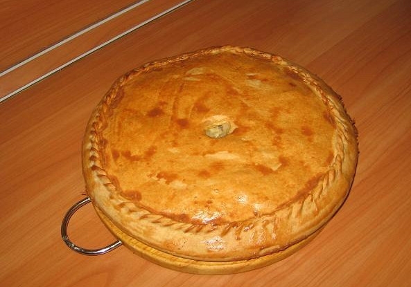 Курник с картофелем и курицей Курник с картофелем и курицей