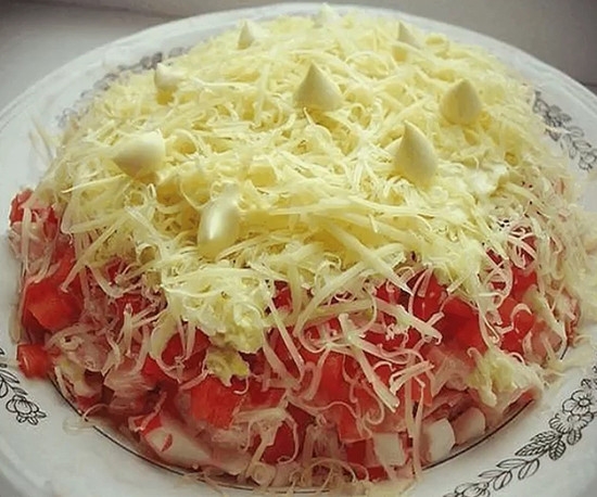 Салат "Песцовая шубка" - нежно, вкусно, просто. Салат "Песцовая шубка" - нежно, вкусно, просто.