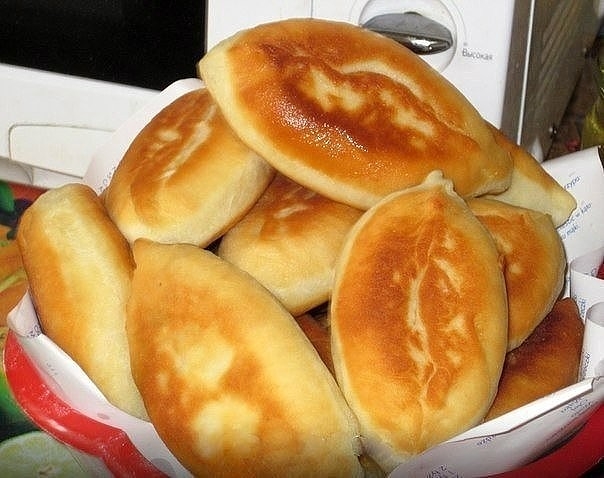 Пирожки с картошкой. Пирожки с картошкой.