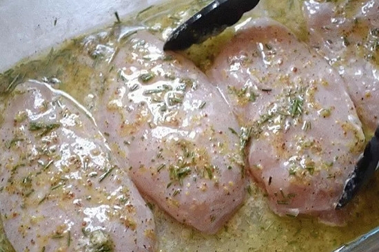 Топ-6 рецептов самых удачных маринадов для куриной грудки. Топ-6 рецептов самых удачных маринадов для куриной грудки.