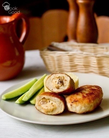 Куриные котлетки с грибами и сыром Куриные котлетки с грибами и сыром