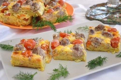 Картофельная запеканка с мясными шариками. Картофельная запеканка с мясными шариками.