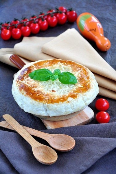 Порционный пирог из семги, грибов и риса на сковороде Порционный пирог из семги, грибов и риса на сковороде