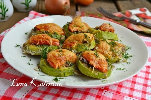 Рецепт кабачков с шампиньонами. Рецепт кабачков с шампиньонами.