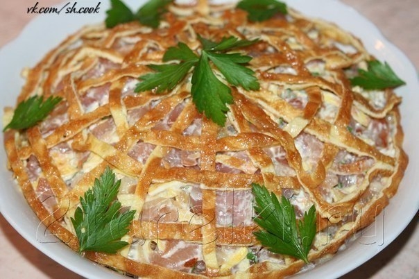 Салат "Корзинка" Салат "Корзинка"