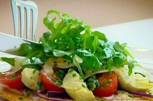 Тарт с луком и перепелиными яйцами от Гордона Рамзи Тарт с луком и перепелиными яйцами от Гордона Рамзи