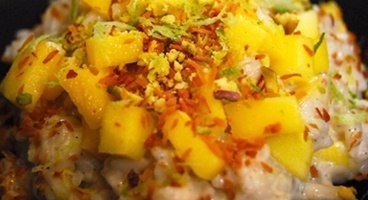 Рисовый пудинг с кокосом и манго