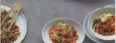ЯИЧНАЯ ЛАПША С ГОВЯДИНОЙ И СЛАДКИМ ПЕРЦЕМ