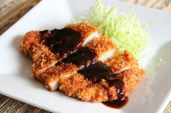 Тонкацу/Tonkatsu (deep fried pork). Тонкацу/Tonkatsu (deep fried pork).
