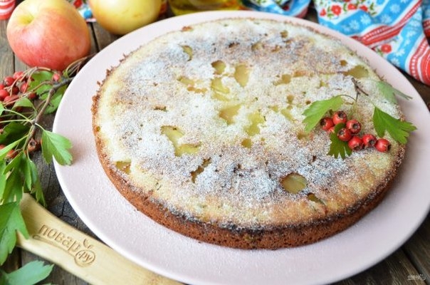 Пирог из кабачков и яблок Пирог из кабачков и яблок
