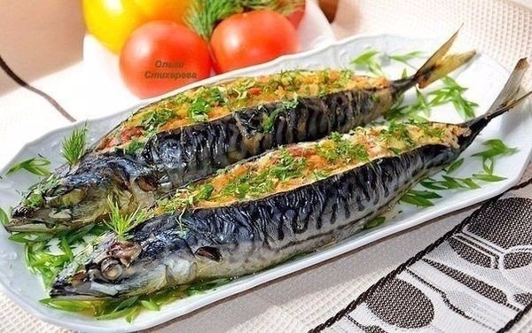 Запеченная скумбрия с овощами Запеченная скумбрия с овощами