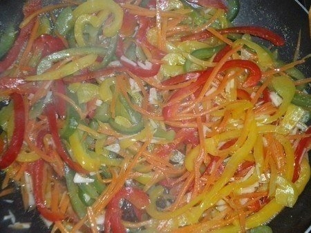 Салат Фунчоза с овощами. Салат Фунчоза с овощами.
