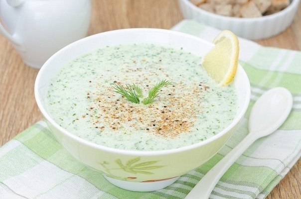 Холодный кефирный суп с овощами Холодный кефирный суп с овощами