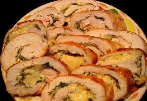 Рулет с курицей и фасолью