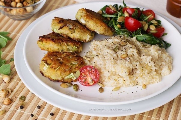 Быстрые гороховые котлеты с овощами Быстрые гороховые котлеты с овощами