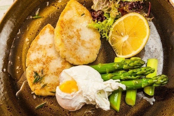 Котлеты из судака с польским соусом Котлеты из судака с польским соусом